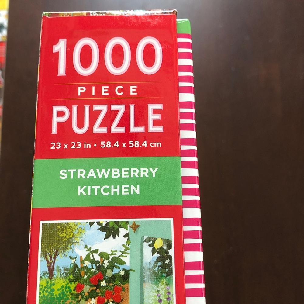 EeBoo Strawberry Kitchen 1000 piece puzzle - Picture 3 of 6